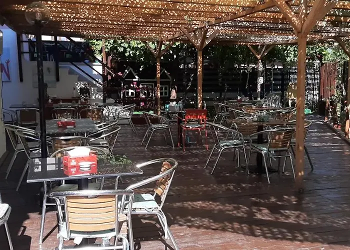 ゲストハウス Timona Confort 3*