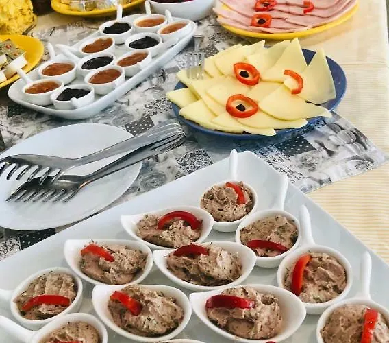 ゲストハウス Timona Confort