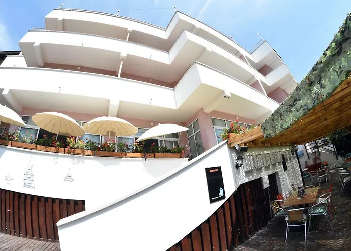 Timona Confort 3* エフォリエ・ノルド