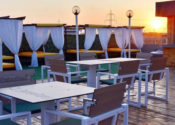 Timona Confort ゲストハウス 3*